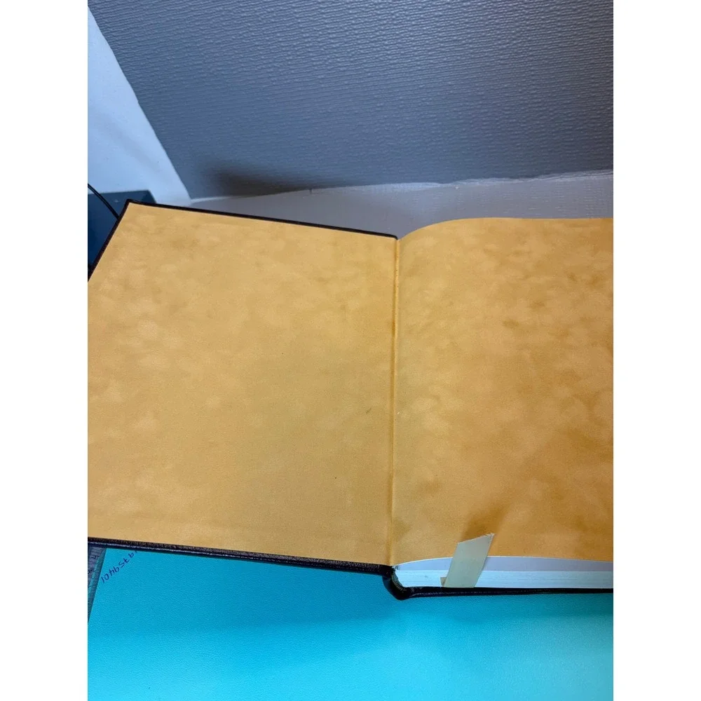 The New Illustrated Companion to the Bible J.R. Porter Gold‎ Art Deco Hardcover